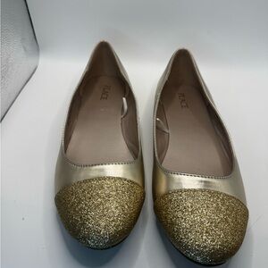 Place Gold Glitter Cap-Toe Ballet Flats sz 6